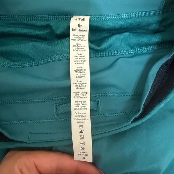 Lululemon Teal Women's Shorts - Picture 3 of 4